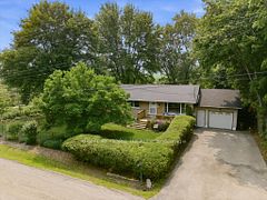 263 Weir's Lane, Hamilton, ON L9H 5E1