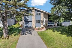 1385 Chartrand Avenue, Orleans - Cumberland and Area, ON K1E 1H9