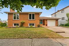 232 Wallace Avenue S, Welland, ON L3B 1R6