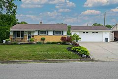 176 Renfro Crescent, London South, ON N5Z 3B6