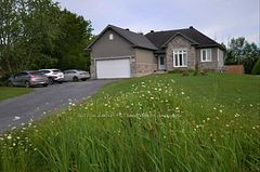 588 Russell Road, Clarence-Rockland, ON K0A 2A0