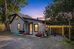 414 Dundas Street, Deseronto, ON K0K 1X0