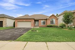 15 Baywood Drive, Stittsville - Munster - Richmond, ON K2S 2G2