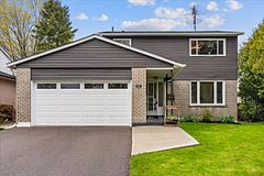 111 Peacock Boulevard, Port Hope, ON L1A 2X5