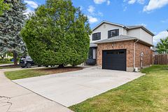 95 Gerald Crescent, London South, ON N5Z 5A4