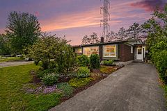 79 Woodfield Drive, Tanglewood - Grenfell Glen - Pineglen, ON K2G 0A1