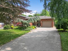 6 Samuel Court, St. Catharines, ON L2M 6M2
