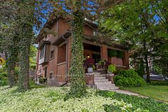 61 MOUNTAIN Avenue, Hamilton, ON L8P 4G3
