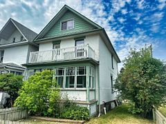 241 Syndicate Ave N, Thunder Bay, ON P7C 3V9