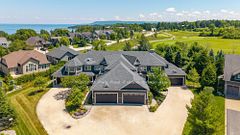108 Landry Lane 3, Blue Mountains, ON N0H 2P0