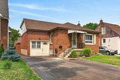 206 EAST 13TH Street, Hamilton, ON L9A 3Z7