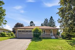4 Thornlea Road, Cramahe, ON K0K 1S0