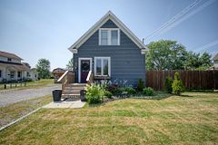 108 High Street, Fort Erie, ON L2A 3P7