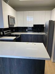140 Simcoe Street 206, Peterborough, ON K9H 0K5