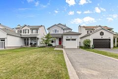 596 Deancourt Crescent, Orleans - Cumberland and Area, ON K4A 3G5