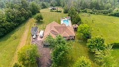 36 Valley View Drive, Cavan Monaghan, ON L0A 1G0