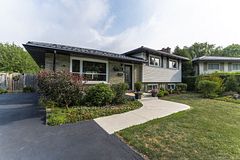 32 MENDIP Crescent, London South, ON N6E 1H1