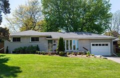 272 Alma Lane, Hamilton, ON L9G 2T5