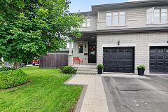 111 Hawkeswood Drive, Blossom Park - Airport and Area, ON K4M 0C1