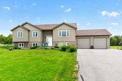 4786 North Shore Crescent, Frontenac, ON K0H 2L0