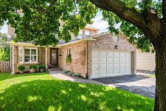 1568 Sunview Drive, Orleans - Convent Glen and Area, ON K1C 5A3