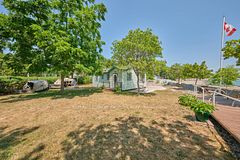 5 Mohawk Point Road, Haldimand, ON N0A 1K0