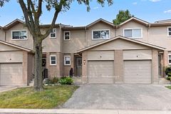 15 Derby Street 5, Hamilton, ON L8W 3T3
