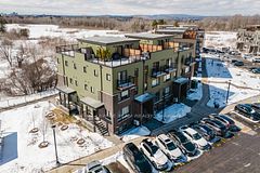 512 Mishi Private, Manor Park - Cardinal Glen and Area, ON K1K 5C5