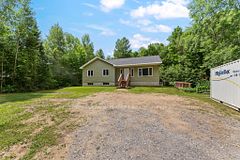 405 Calvin Road, Whitewater Region, ON K0J 1Y0