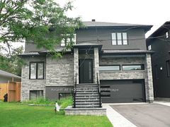 13 Bell Park Street, Stittsville - Munster - Richmond, ON K2S 1J1