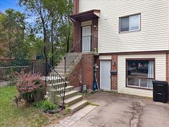 421 Bairstow Crescent, Waterloo, ON N2K 2H7