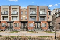 810 Mikinak Road, Manor Park - Cardinal Glen and Area, ON K1K 5A5