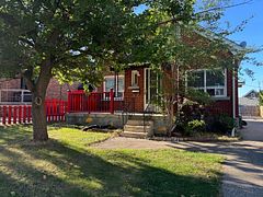 950 QUEENS Boulevard LOWER, Kitchener, ON N2M 1B4