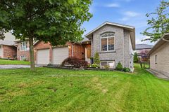 22 Hillside Road, Ingersoll, ON N5C 4B5