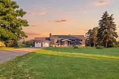 1585 County Road 2 Road, Front of Yonge, ON K0E 1R0