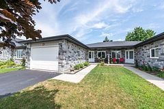 375 Patricia Avenue, Pembroke, ON K8A 0E6
