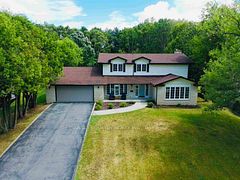 253 Riverview Drive, Dryden, ON P8N 1W7