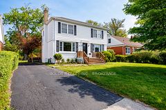35 Rivercrest Drive, St. Catharines, ON L2T 2P3