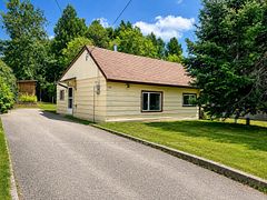 718 Winters Street N, North Bay, ON P1B 1S7