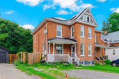192 Church Street, Brockville, ON K6V 3Y2