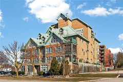 19 Lake Avenue S 303, Hamilton, ON L8G 2V1