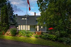 1119 Tighe Street, Manotick - Kars - Rideau Twp and Area, ON K4M 1B4