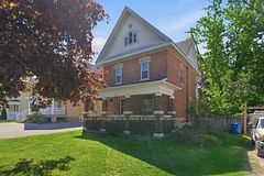 279 Kent Street W, Kawartha Lakes, ON K9V 2Z8