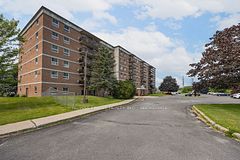 745 Davis Drive 610, Kingston, ON K7M 8J4