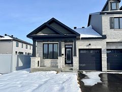 961 COLOGNE Street, Russell, ON K0A 1W0