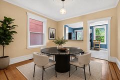 520 John Street N, Hamilton, ON L8L 4R8