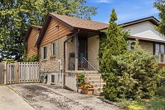 90 Halifax Drive, Kitchener, ON N2B 3K7