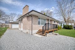 25 Rice Road, Welland, ON L3C 2V4