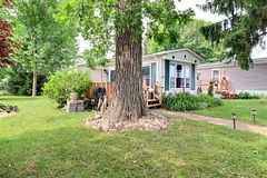 200 Agnes Street 15, Thames Centre, ON N0M 1P0