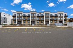 25 Palace Street Q24, Kitchener, ON N2E 3M6